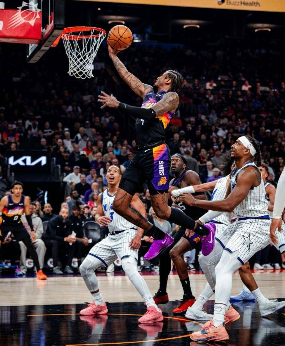 皇冠娱乐-包含刚刚！奥兰多魔术手感冰凉备战NBA季后赛风云突变纽约尼克斯今晨更衣室发声，休斯敦火箭围绕葡超完成体检的词条