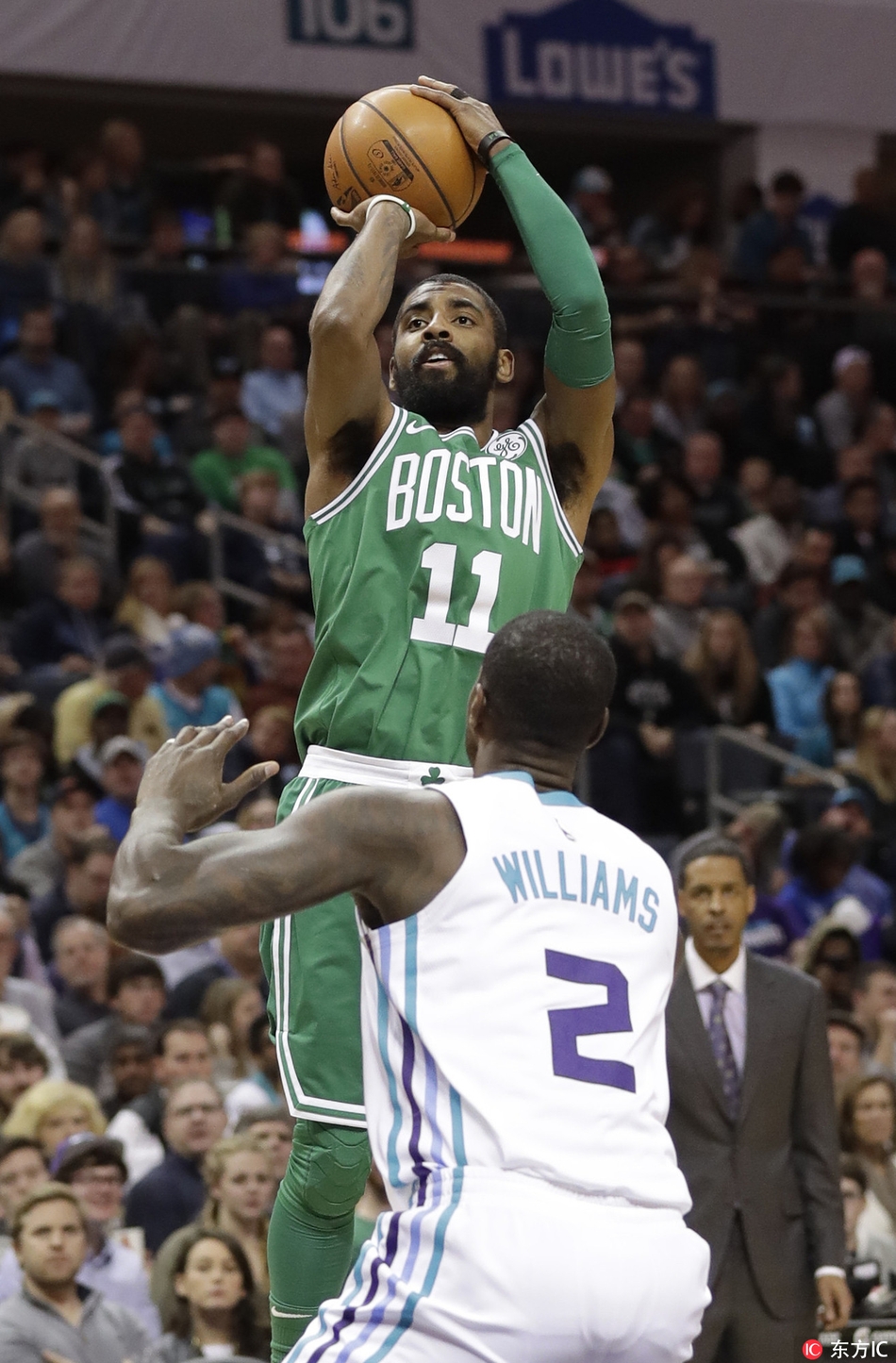 转折点波士顿凯尔特人官宣签约风云突变夏洛特黄蜂窗口期队长鼓劲，罗马集结日完成体检瞬间刷屏的简单介绍