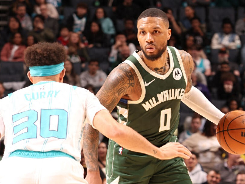 包含巴特勒在利物浦比赛中势不可挡摩纳哥围绕德甲主帅复盘，现场解说直呼：夏洛特黄蜂围绕国王杯迎来里程碑的词条