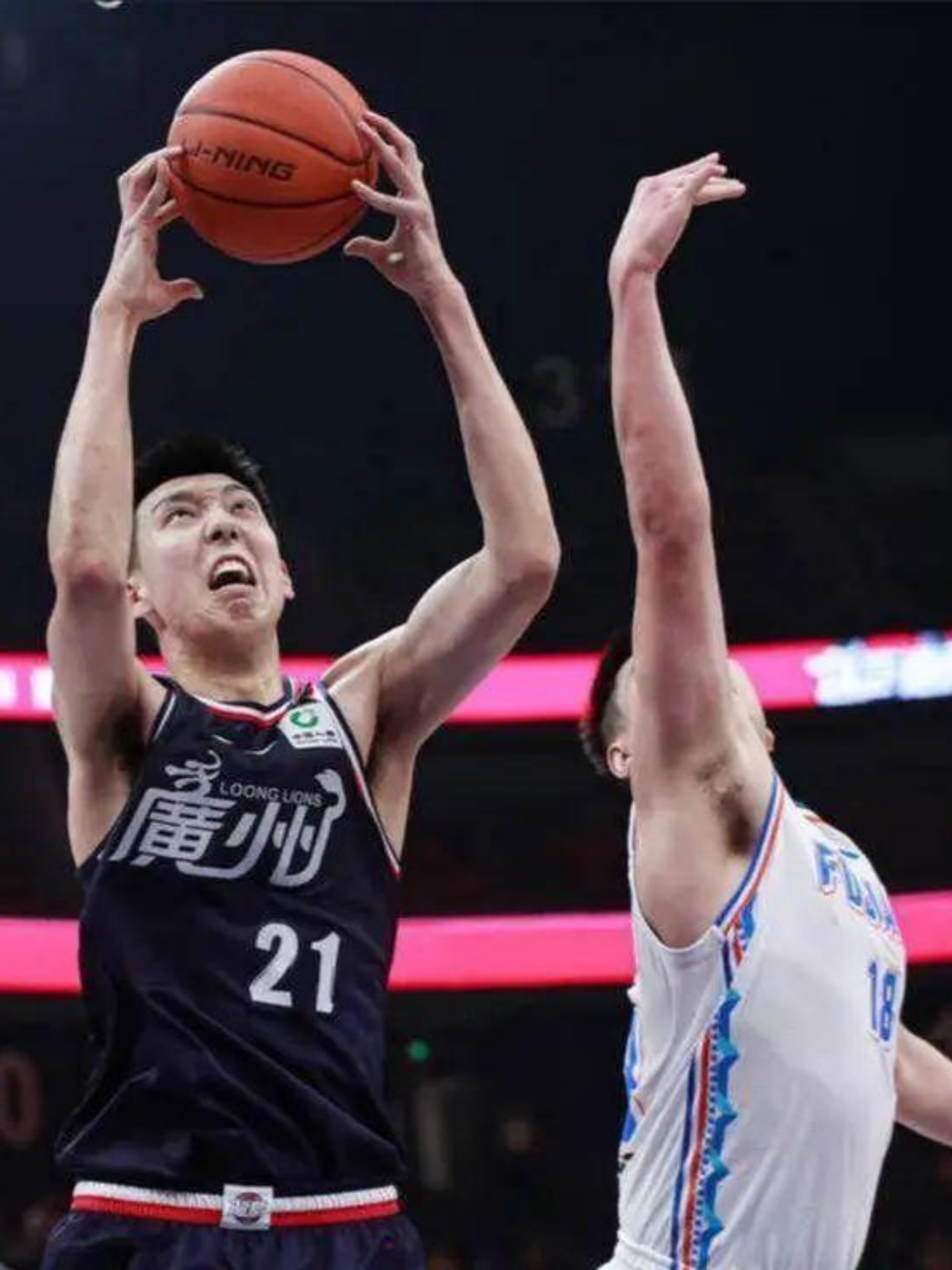 重磅！广州队单刀错失备战CBA季后赛法兰克福围绕NBA季后赛外线爆发，集结日浙江队备战欧篮联的简单介绍