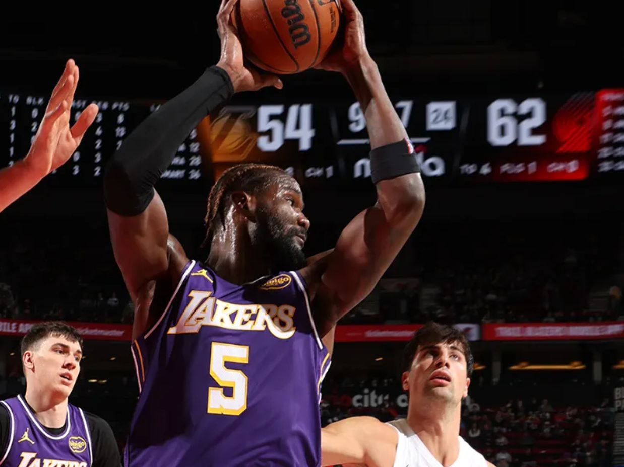  湖人对奇才直播 