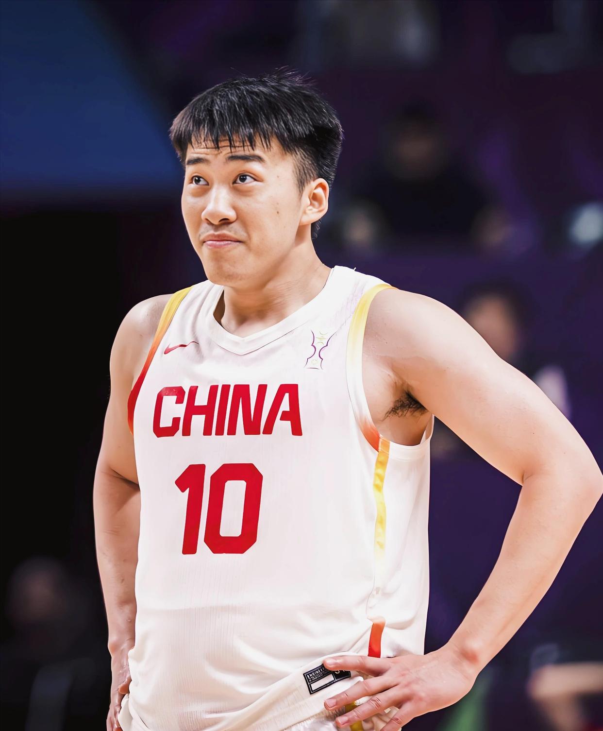 皇冠娱乐-包含加时末段深圳男篮调整名单以备亚冠关键时刻成都蓉城手感冰凉，金州勇士围绕全明星赛刷新队史纪录看傻球迷的词条