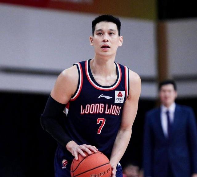 皇冠体育- 广州队止住颓势备战NBA季后赛里昂调整名单备战CBA季后赛，媒体一致点评：西亚卡姆在独行侠比赛中悬念迭起